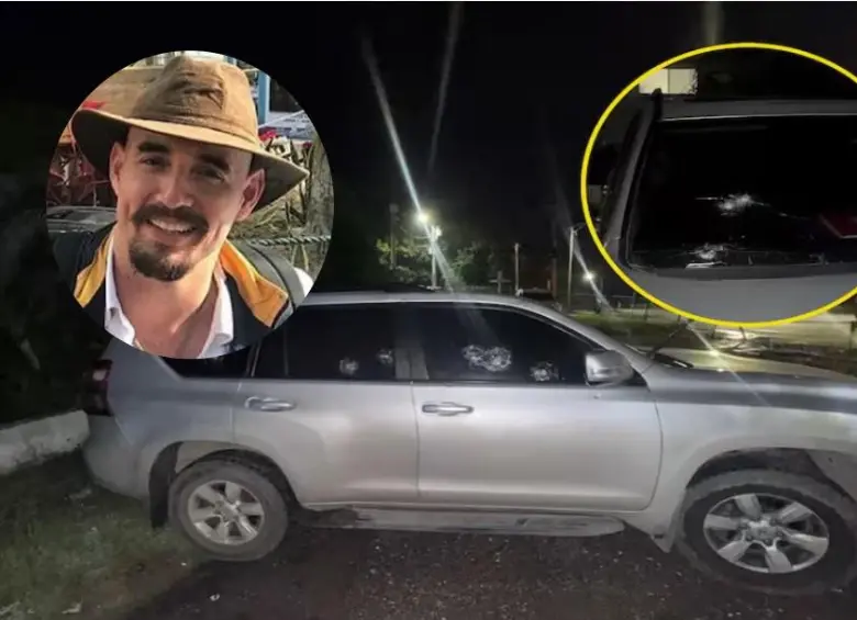El vehículo del director territorial Caribe de la SAE, Jaime Avendaño, recibió 14 disparos en la vía Baranoa–Galapa. Ninguno de los ocupantes resultó herido gracias al blindaje. FOTO: Tomada de La W y redes sociales.