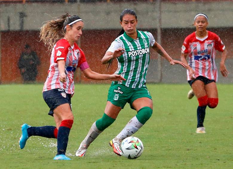 Nacional sacó un importante triunfo ante Junior que cuenta con una de las mejores nóminas de la Liga Femenina. FOTO dimayor