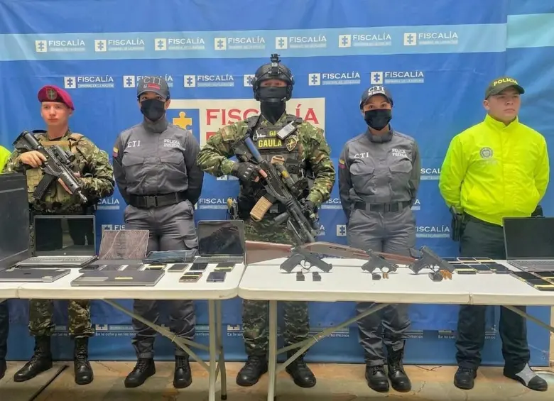 La Policía, el Ejército y el CTI de la Fiscalía realizaron de forma conjunta el operativo. FOTO: Cortesía Alcaldía de Medellín