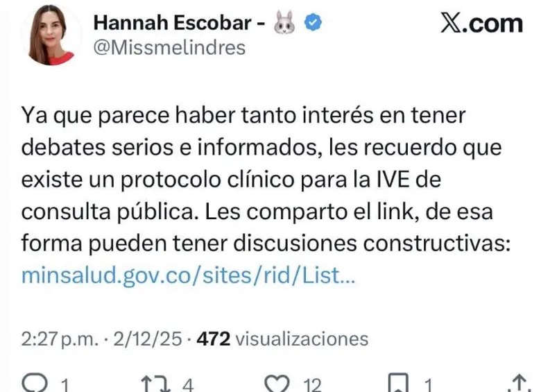 Trino publicado por Hannah Escobar el 2 de diciembre de 2025 en una cuenta que, según dice, mantiene cerrada. 