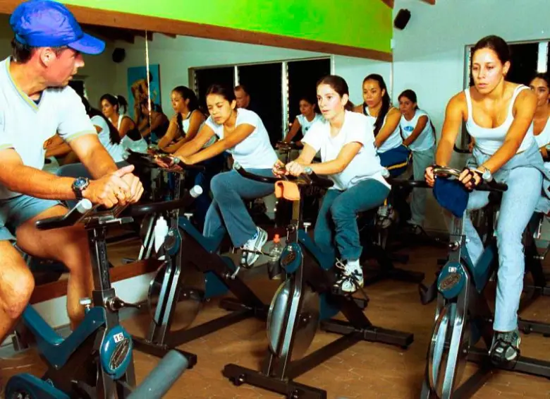 La Ley 2210 creó un Registro Provisional para que entrenadores empíricos puedan acreditar experiencia y continuar ejerciendo. FOTO: EL COLOMBIANO