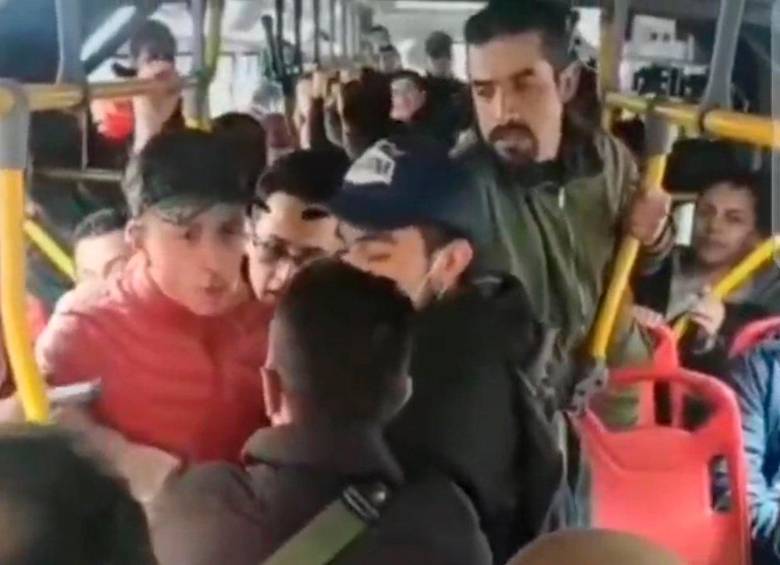 Esta es una de las escenas que se observa en el video. FOTO: CAPTURA DE VIDEO