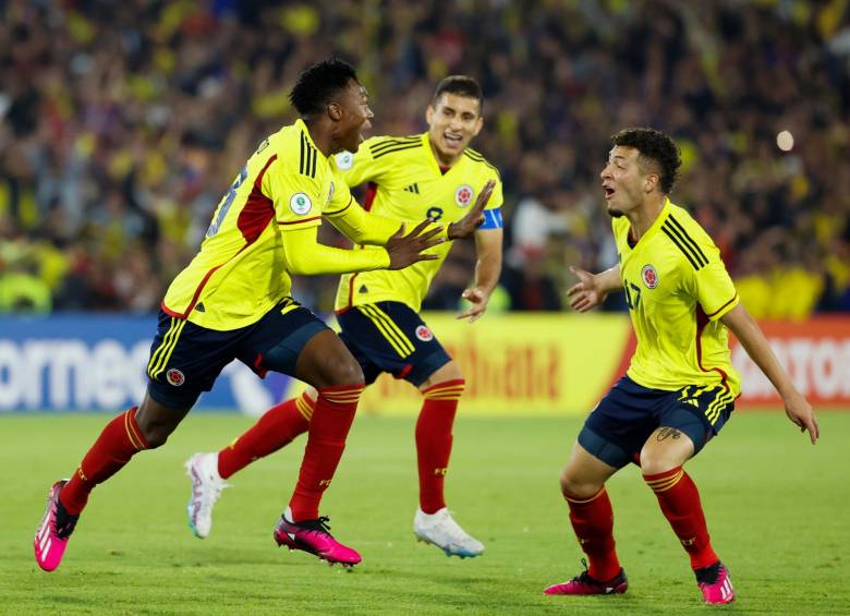 Colombia gana parcialmente ante Paraguay en El Campín. FOTO EFE