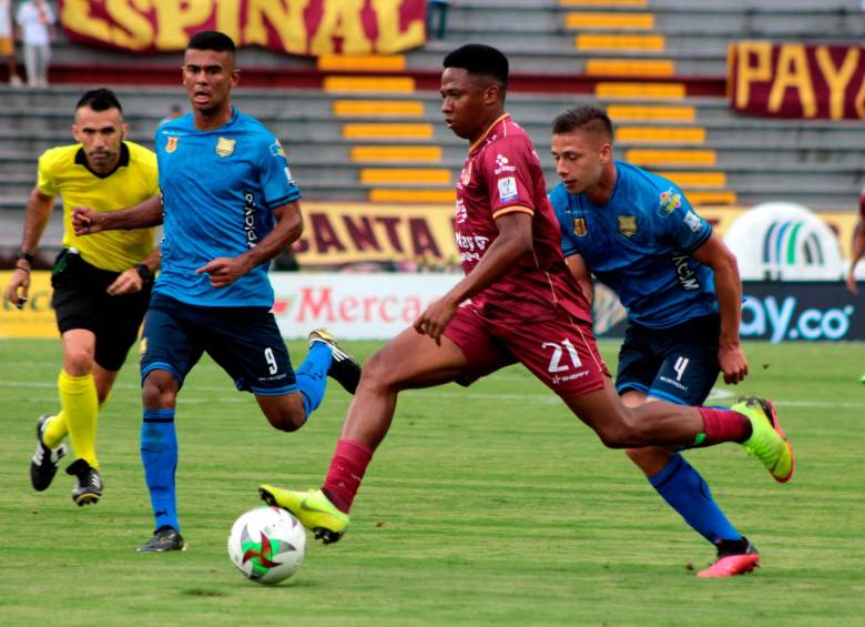 Tolima venció 3-0 a Águilas Doradas con una gran tarde de Andrés Ibargüen quien marcó doblete. FOTO DIMAYOR 