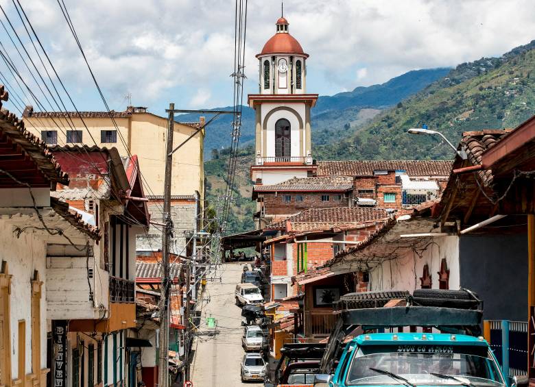 Las comunidades de Támesis, en el Suroeste antioqueño, están atemorizadas por las recientes confrontaciones que vinculan al Clan del Golfo. FOTO: JAIME PÉREZ