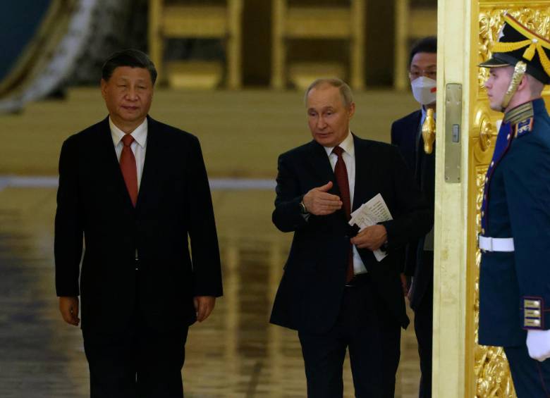 Los presidentes de China, Xi Jinping, y de Rusia, Vladimir Putin, forjan bloque para hacerle contrapeso a Occidente. FOTO Getty