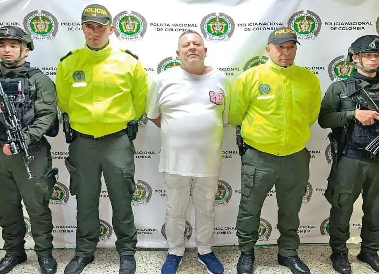 Gustavo Nocella, delegado de la Camorra, capturado en Medellín por su afición al billar, ya que le pusieron un GPS a una mesa que llevó a su escondite. FOTO cortesía