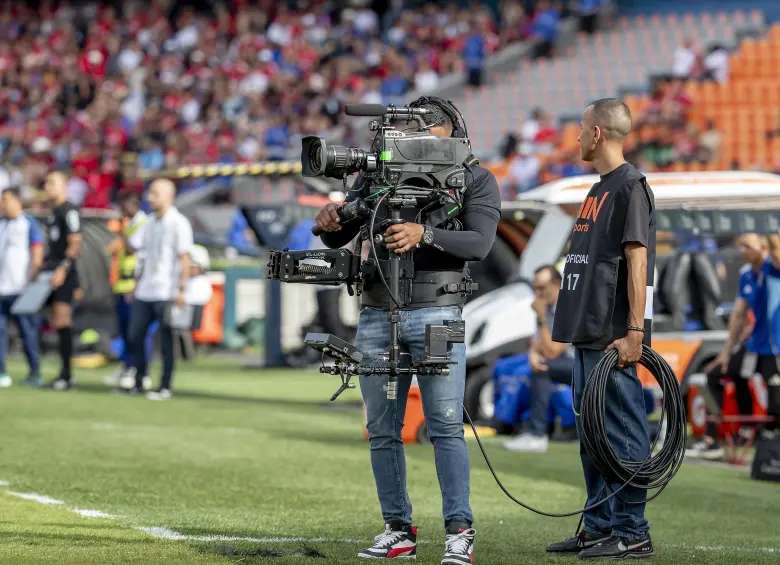 Los clubes históricos del fútbol profesional colombiano exigen un cambio en el sistema de repartición de derechos de televisión. Foto: Juan Antonio Sánchez Ocampo