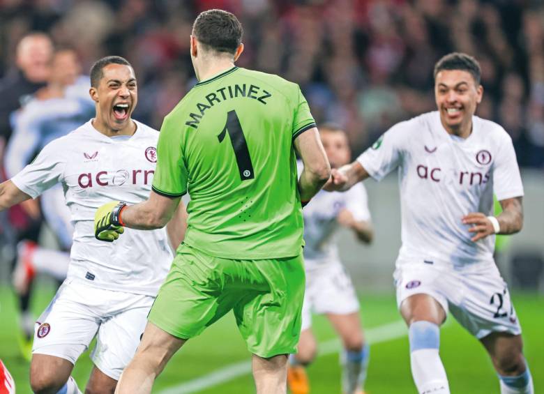 El Aston Villa, en el que milita el colombiano John Jáder Durán, es el único club inglés con vida en torneos internacionales de la Uefa. Se metió a semifinales de la Conference League. FOTO GETTY