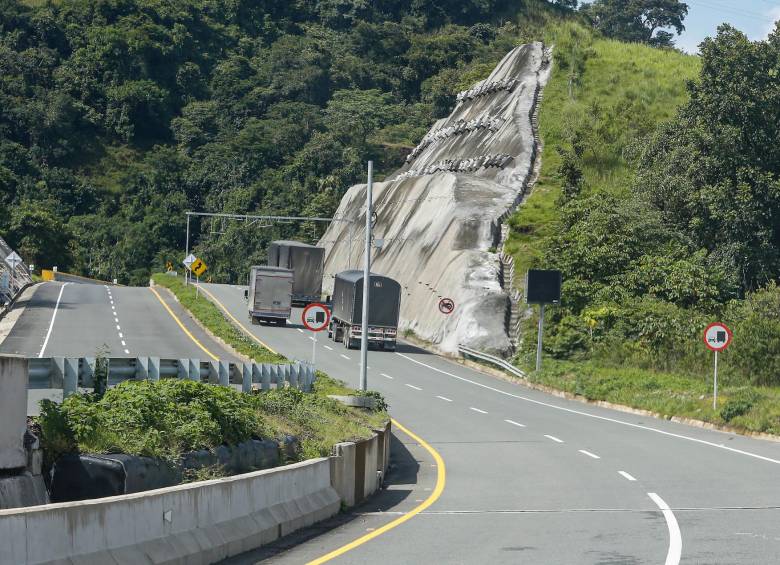 El paquete de la segunda ola de megaobras 5G está conformado por las dobles calzadas Villeta - Guaduas, Calarcá - La Paila, Popayán - Pasto, Zipaquirá - Barbosa (Santander), Barbosa (Antioquia) - Bucaramanga, Sogamoso - Aguazul, Santuario - Caño Alegre, Duitama - Pamplona y Ocaña - Cúcuta. FOTO Archivo