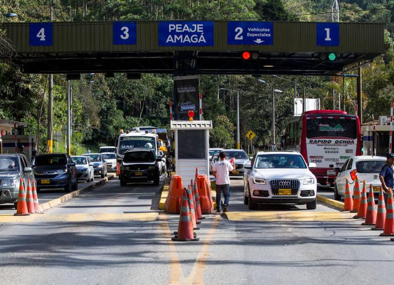 A nivel nacional, Meta lidera con el IP Chirajara-Fundadores, que alcanzará los $25.114 tras el alza. En Antioquia, la Autopista al Mar 2 y la Autopista al Mar 1 ocupan los primeros lugares. FOTO: Julio César Herrera