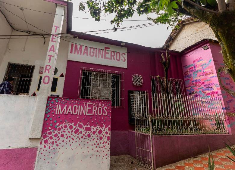 En Imgineros los espectadores asumen el rol de cocreadores y las obras rompen la cuarta pared escénica para entablar diálogos con la gente. FOTO camilo suárez