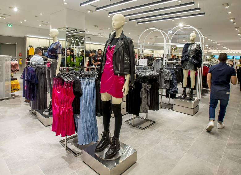 H&M se consolidó como la marca que más ropa importada trae a Colombia. Foto: Juan Antonio Sánchez 