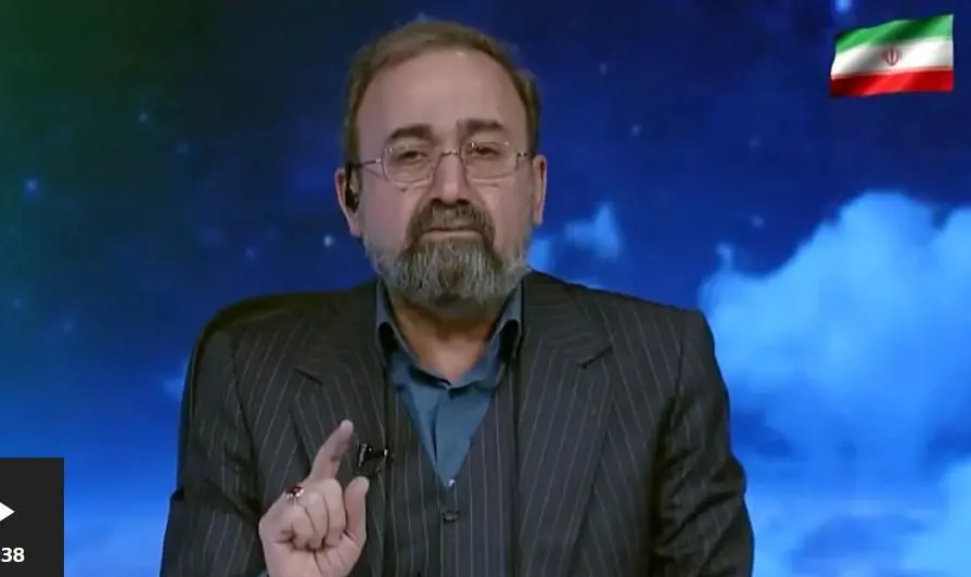 “Bebió el dulce y puro trago del martirio”, así anunció entre lágrimas un presentador de la televisión estatal iraní la muerte del ayatolá Alí Jamenei. FOTO: Tomada de video.