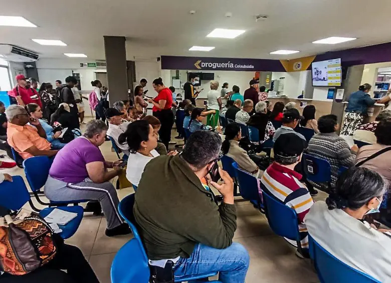 Colsanitas, Coomeva y Colmédica cuentan con 1,3 millones afiliados en sus bases de datos, un poco más de 95% sobre el total de usuarios en Colombia. FOTO: Julio César Herrera.