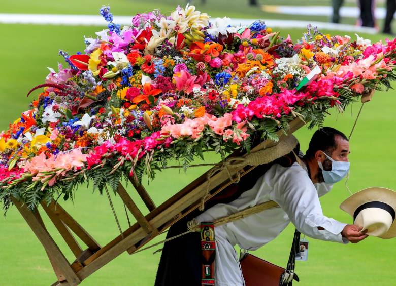 15.000 personas pudieron acceder al evento de clausura de la Feria de las Flores con registro previo y con el cumplimiento de los protocolos de bioseguridad. FOTO JAIME PÉREZ
