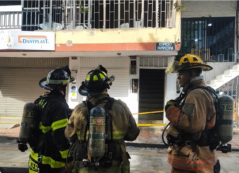 Socorristas del Cuerpo de Bomberos Voluntarios de Itagüí que atendieron la emergencia. FOTO: Cortesía Alcaldía de Itagüí