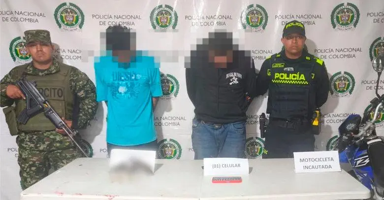 Los ladrones terminaron capturados y lesionados tras enfrentarse a tiros con el ejército. FOTO: CORTESÍA