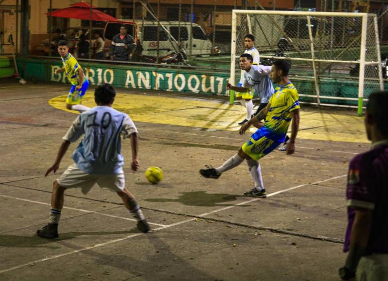 Se juegan dos tiempos de 20 minutos. Foto: Manuel Saldarriaga Quintero
