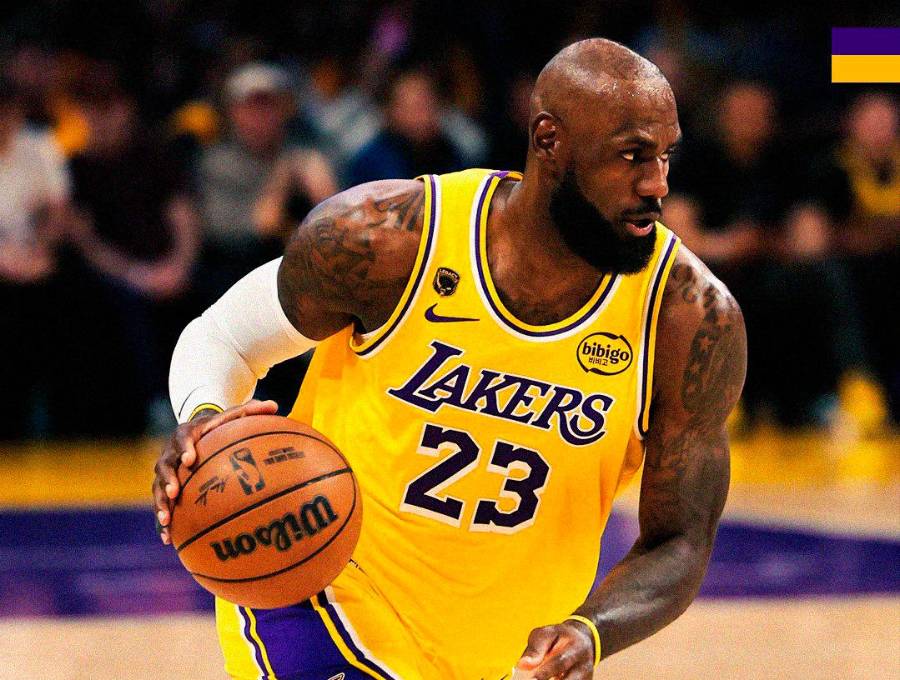 LeBron James lideró a los Lakers al 3-0 parcial ante Houston. Ningún equipo en la historia de la NBA ha superado un 3-0 en contra. FOTO: <b>X LAKERS</b>