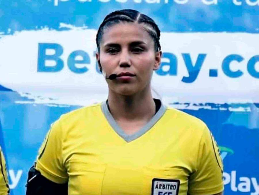 Mariana Quintero Serna, la jueza antioqueña que ha pitado tres finales de la Liga Femenina, y ajusta diez años como árbitra en Colombia. FOTO CORTESÍA