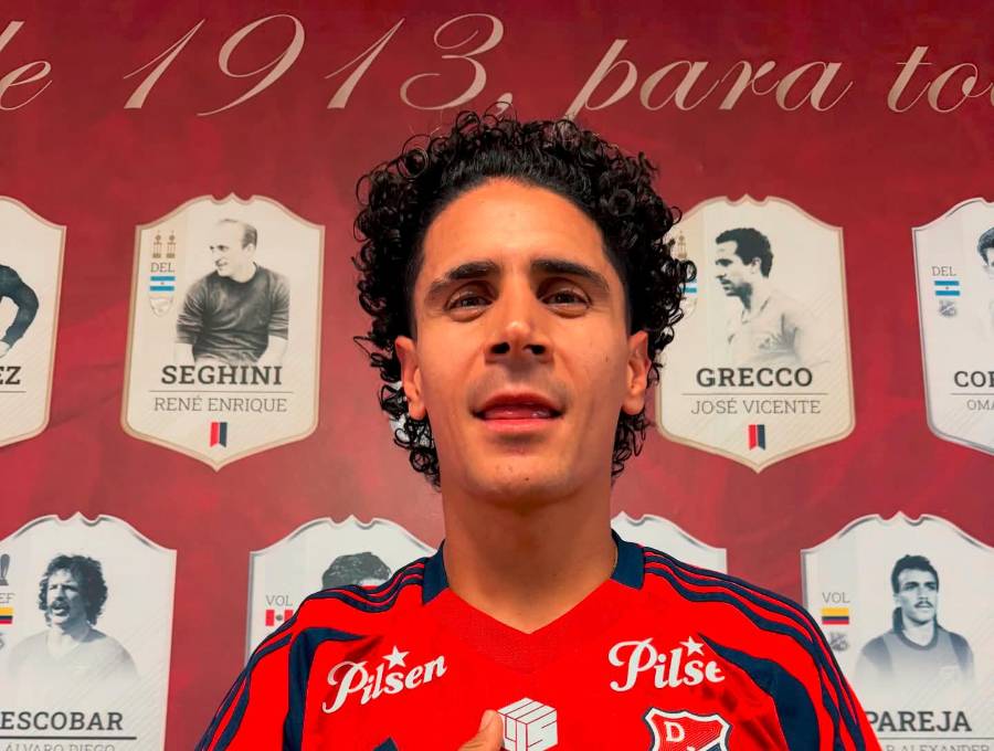 Daniel Cataño está listo para hacer su debut con el Medellín. FOTO @DIM_Oficial