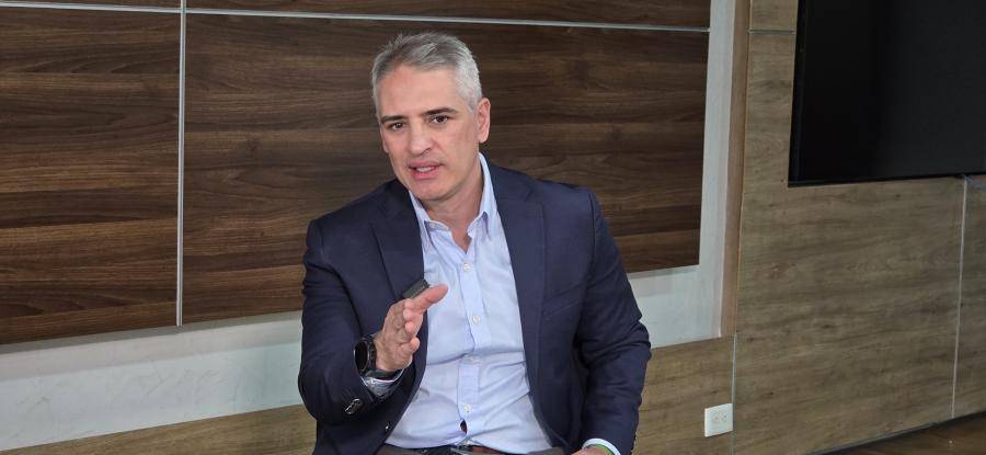  Andrés Julián Rendón Cardona aceptó las renuncias a cuatro de sus más cercanos colaboradores y ya nombró reemplazos en esos cargos. Foto: Sebastián Carvajal.