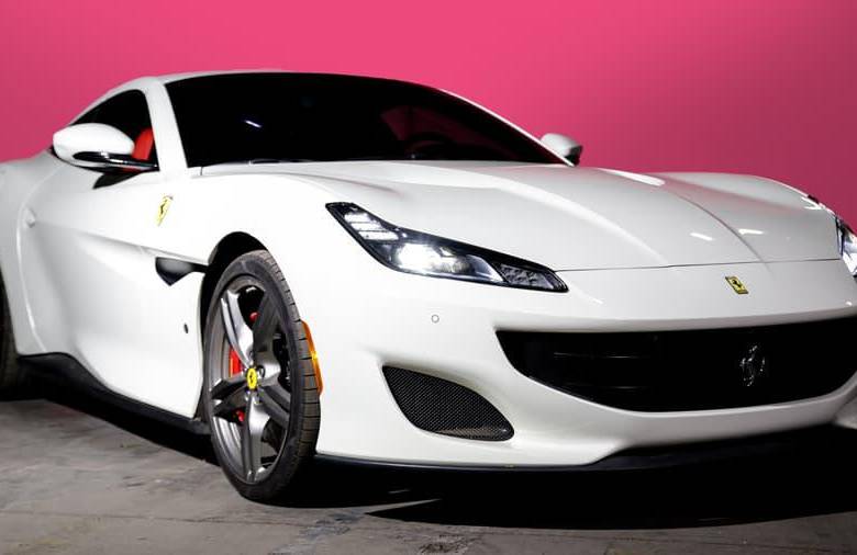 Clientes de Ferrari en Colombia anuncian acciones legales tras denunciar que, pese a haber pagado sus vehículos, estos no les han sido entregados por el antiguo distribuidor autorizado. FOTO: Colprensa. 