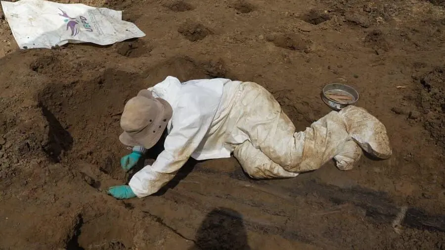 La Unidad de Búsqueda de Personas dadas por Desaparecidas recuperó siete cuerpos en el cementerio de Mancomoján, en medio de labores humanitarias en los Montes de María. Imagen de referencia. Colprensa. 