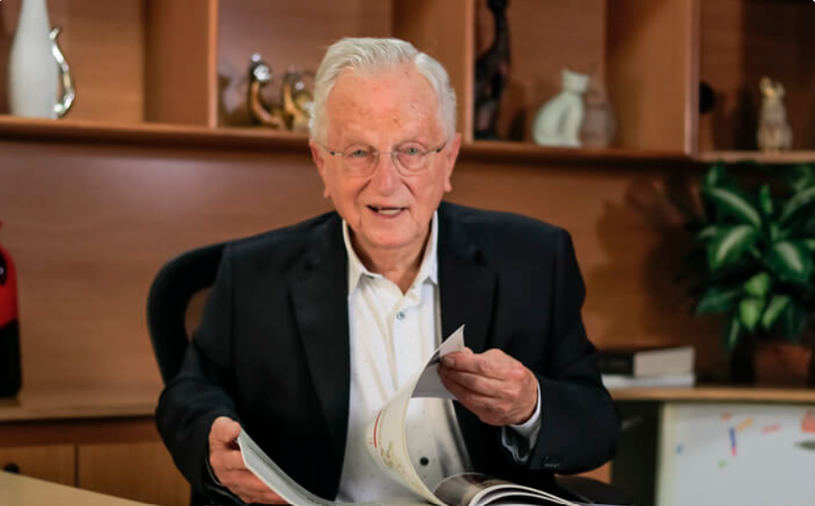 Juan Guillermo Jaramillo Correa era arquitecto. Entre otras cosas, se desempeñó como miembro de la Junta de Fabricato y fue director y miembro de la Junta Directiva de la Fundación Pascual Bravo. Foto cortesía. 