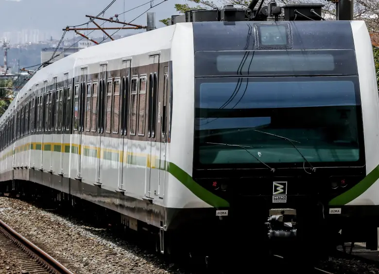 El metro solo está prestando servicio entre Niquía y Poblado y entre La Estrella y Envigado por la eventualidad registrada con una persona en la vía férrea en Ayurá. FOTO: JAIME PÉREZ