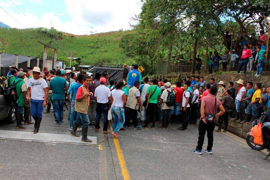 Con Bloqueo De La Vía Panamericana Se Agrava El Orden Público En Nariño