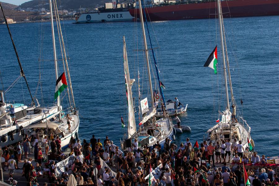Activistas internacionales de la flotilla Global Sumud que partieron a comienzos de septiembre de Barcelona, fueron deportados por Israel tras la interceptación militar de su flotilla con destino a Gaza. FOTO: Xinhua