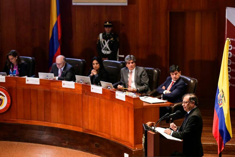El presidente Gustavo Petro acudió a la Corte Constitucional para defender los decretos que expidió sobre ese departamento. FOTO COLPRENSA