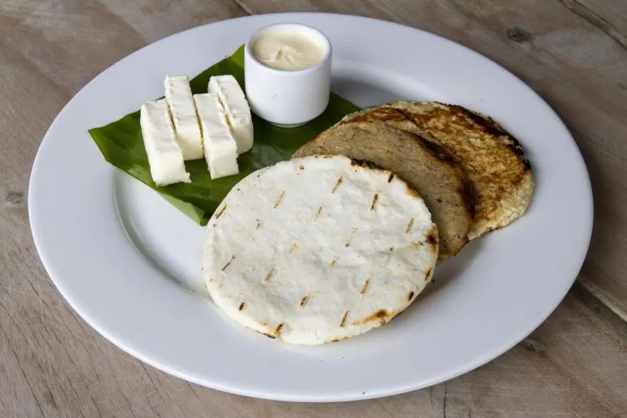 <span class="mln_uppercase_mln">Desde</span><b><span class="mln_uppercase_mln"> la época precolombina hasta la actualidad, tanto Colombia como Venezuela adaptaron la preparación de la arepa a su estilo propio. Foto: Edwin Bustamante Restrepo</span></b>