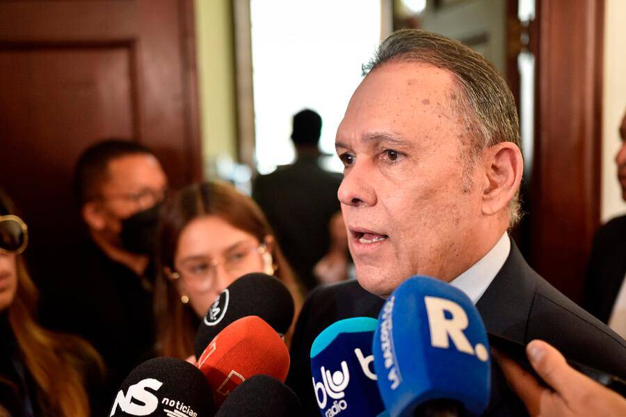 Cepeda manifestó que el objetivo es “darle espacio” a la reforma laboral buscando conciliar el texto que salga del Senado con el de Cámara. No obstante, ratificó que la consulta 2.0 se va a votar también. FOTO: Colprensa