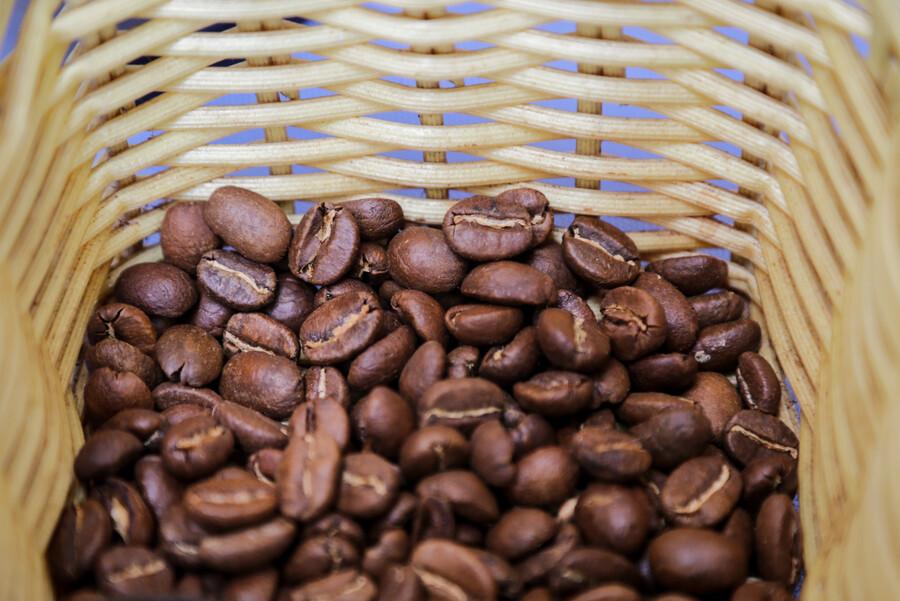 “El precio interno del café en Colombia subió $315.000 en cinco días y superó los $3 millones por carga, según la Federación de Cafeteros. FOTO: Colprensa.
