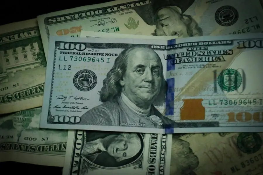 La tasa de cambio en Colombia cerró a la baja este miércoles y se negoció en promedio en $4.006,39 por dólar, lo que representó una reducción de $41,35 frente a la TRM del día. Este valor no se registraba desde el pasado 23 de julio de 2024. FOTO: Colprensa.