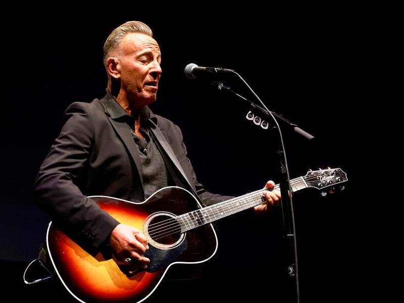 El cantante ya se había pronunciado contra las acciones de ICE, durante el festival benéfico Light of Day Winterfest, en Red Bank, Nueva Jersey. Foto Colprensa/Getty Images.