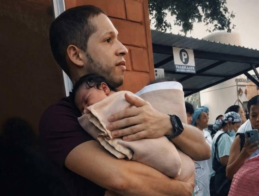 Germán Somoyar, el pediatra que salvó a bebés en el terremoto de Colombia, recibe propuesta para especializarse en Alemania. FOTO: Tomada de las redes sociales 