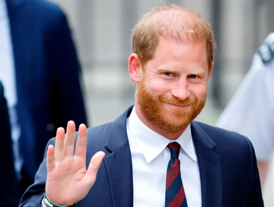 El príncipe Harry se alejó de la familia real desde 2020, cuando decidió mudarse a California, Estados Unidos, con su esposa Meghan Markle, y sus hijos.<b> </b>FOTO: Getty
