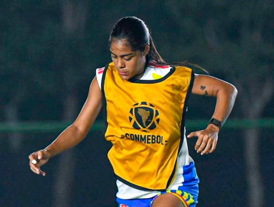 La delantera Maithé López es la principal carta de Colombia para el duelo ante Brasil, este jueves, por la segunda fecha del hexagonal final en Paraguay. FOTO CORTESÍA FCF