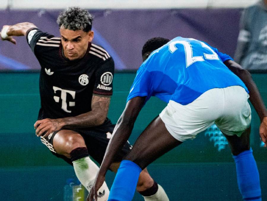 Luis Díaz jugó 45 minutos en el triunfo 5-1 del Bayern este miércoles en Champions. FOTO: Tomada de X @FCBayern