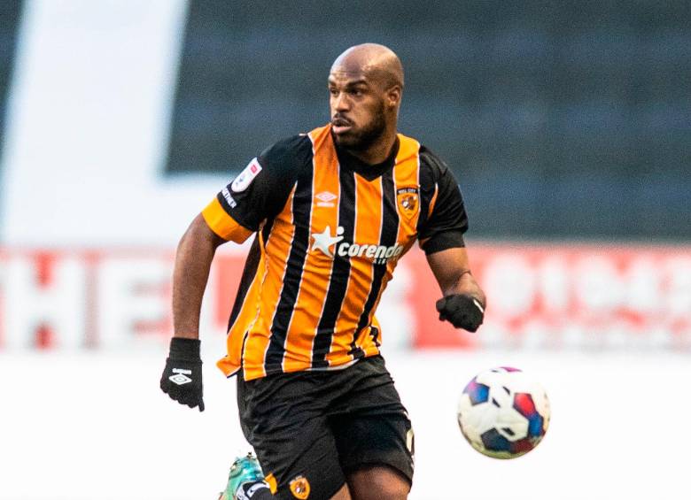 El caleño Óscar Estupiñán sigue marcando goles en la Championship de Inglaterra. FOTO TOMADA HULL CITY 