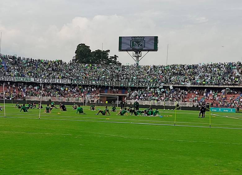 Los hinchas esperan que Nacional sea campeón después de cinco años de no conseguir un título de Liga. FOTO: JAIME PÉREZ 