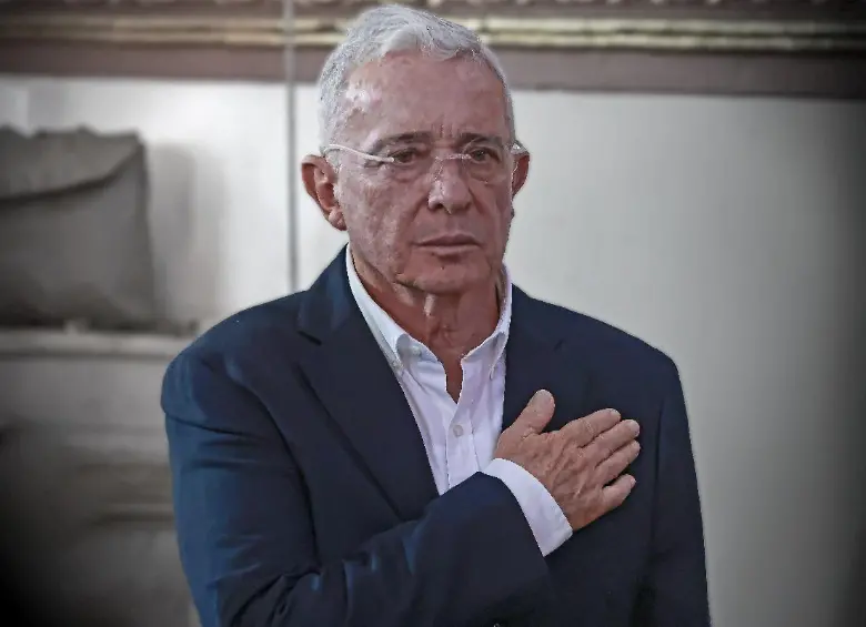 El expresidente Álvaro Uribe Vélez es el líder del principal partido de oposición, el Centro Democrático. FOTO: MANUEL SALDARRIAGA.