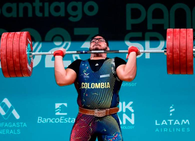 Rafael Cerro en el total obtuvo la plata con 410 kg en la división +110 kg masculina. Foto: GETTY