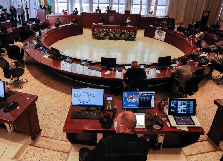 El debate más importante que tendrá lugar en el último periodo de sesiones ordinarias es el de la venta de acciones en UNE. FOTO DONALDO ZULUAGA