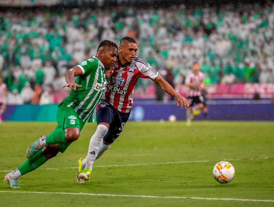 Alfredo Morelos luchó en la final de la Liga, pero no estuvo eficaz ante el arco rival como en otros partidos. FOTO JUAN ANTONIO SÁNCHEZ
