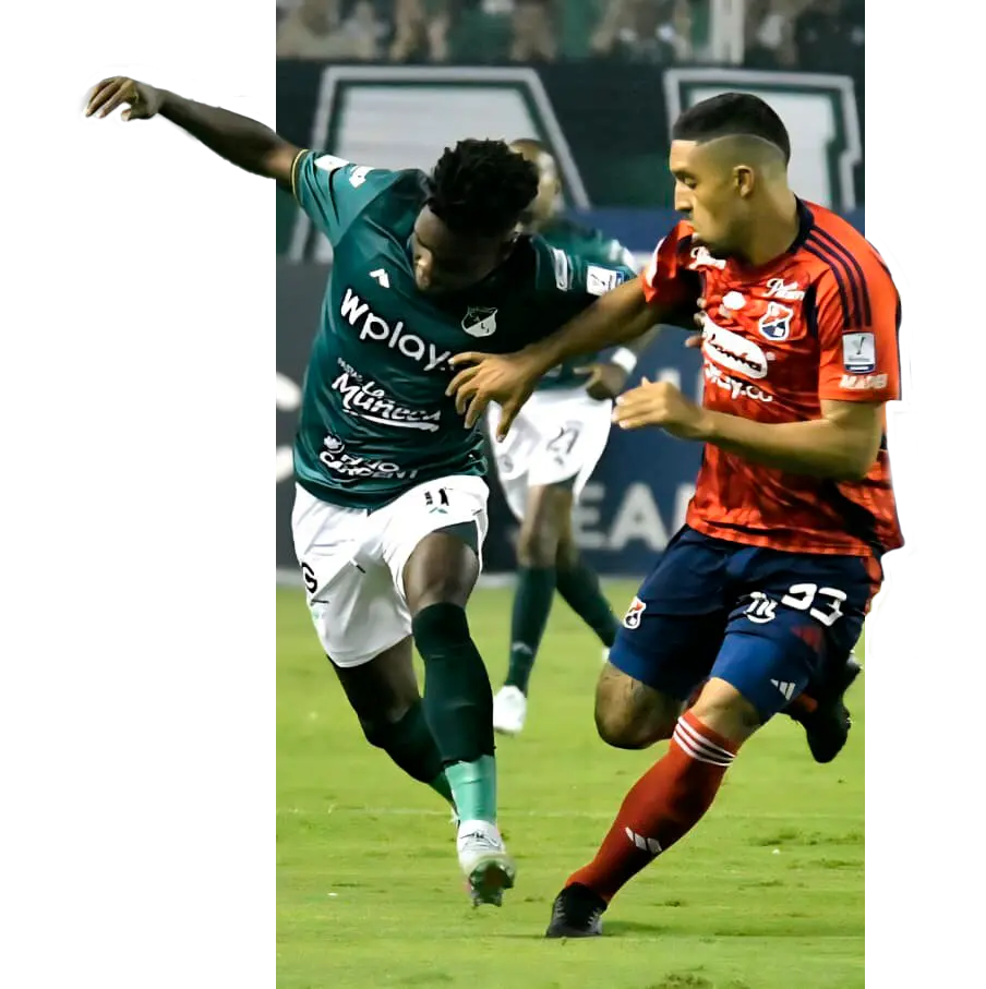 El DIM tuvo durante el primer semestre del año la mejor defensa del torneo colombiano. En Palmira, contra Deportivo Cali, se mostró sólido. Daniel Londoño es uno de los pilares de esa zona del campo. <span class="mln_uppercase_mln">FOTO</span><b><span class="mln_uppercase_mln"> colprensa</span></b>